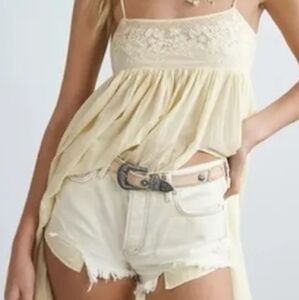 Free People Loving Good Vibration Denim Shorts Banana Split Size 28